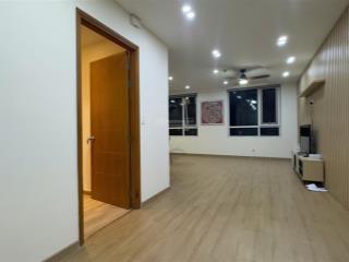 Bán the cbd 4 phòng ngủ, 130m2, full nội thất, tầng cao, view hồ bơi, giá 9 tỷ,  0938 264 ***