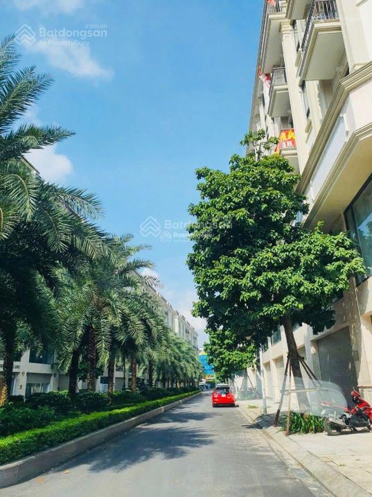 Shophouse him lam vạn phúc, 2 mặt tiền, vỉa hè siêu rộng, mặt đường tố hữu bán.  0979 008 ***