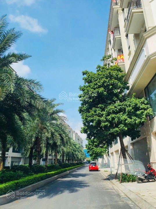 Cần bán căn mặt đường tố hữu, vị trí đẹp, giá cực tốt,  0979 008 ***