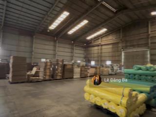 Bán xưởng trong kcn tân uyên, bình dương. diện tích đất 10.000, diện tích xưởng 6000. giá 95 tỷ.