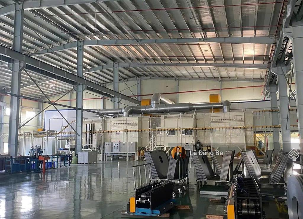 Bán nhà xưởng mới 90% trong kcn bình dương | dt 7000m2 | vị trí chiến lược, giá 120 tỷ