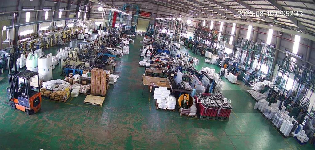 Bán xưởng trong kcn sóng thần 3, dt 6000m2, xưởng + văn phòng 3850m2, giá chỉ 63 tỷ thương lượng