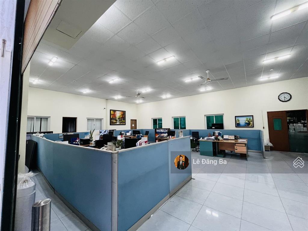 Bán xưởng trong kcn sóng thần 3, dt 6000m2, xưởng + văn phòng 3850m2, giá chỉ 63 tỷ thương lượng