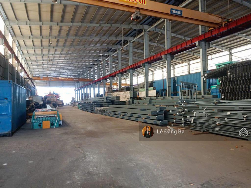 Bán xưởng sản xuất trong kcn vsip 2, tp mới. dt 8000m2, xưởng 5000m2, giá bán 75tỷ, mới, đẹp