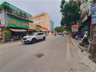 Chủ gửi bán gấp nhà 3 tầng 130m mặt phố bà triệu, hà đông