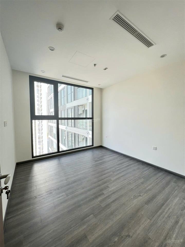 Bán căn hộ cao cấp 2pn+1 tòa tk1, 5.4 tỷ diện tích 72.1m2, tonkin vinhomes smart city