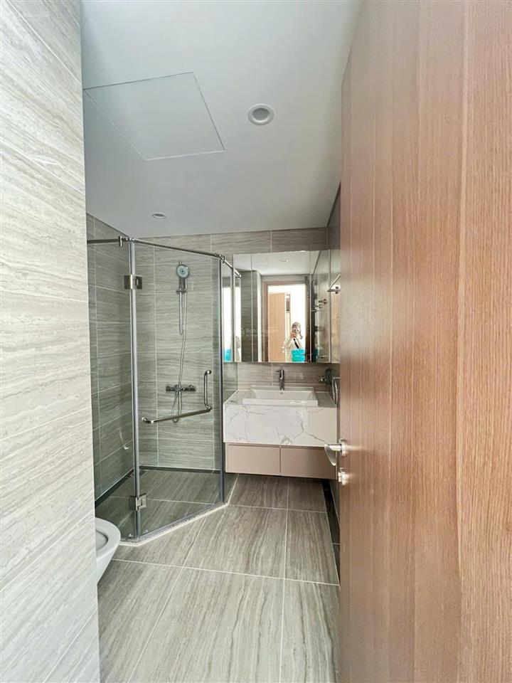 Bán căn hộ cao cấp 2pn+1 tòa tk1, 5.4 tỷ diện tích 72.1m2, tonkin vinhomes smart city