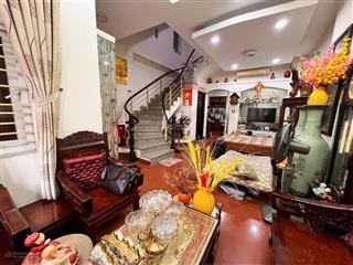 Bán nhà mặt tiền khu trung sơn, gần bờ sông, nhà 6 tầng, đường rộng 12m, giá chỉ 13,5 tỷ.