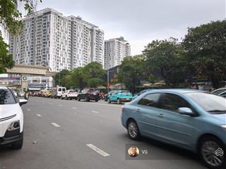 Bán đất tặng nhà cấp 4 mặt tiền kinh doanh đinh thị thi ngay khu đô thị vạn phúc