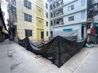Triều khúc nhỉnh 13tỷ
gần phố  lô góc 2 mặt ngõ to  gpxd xịn