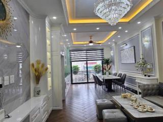 Phân lô nhà mới trần đăng ninh  7 tầng thang máy  50 mặt phố quang trung