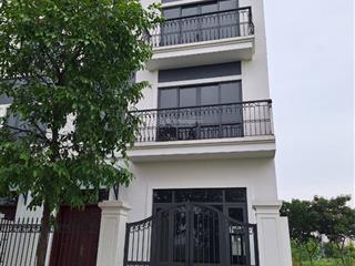 Chính chủ bán liền kề minh đức  vista mê linh đường 20,5m diện tích 102m2 hướng nam  0988 157 ***