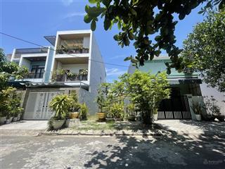 Chính chủ bán lô mỹ đa tây 10 sạch đẹp khu nam việt á.  loan 0979 141 ***