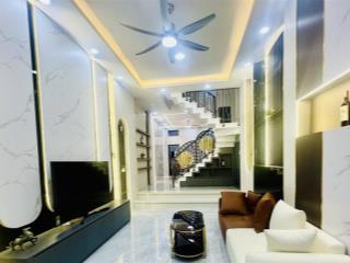 Bán nhà siêu phẩm hẻm oto thông, tặng full nội thất, 4 tầng, 60,9m2, huỳnh văn nghệ, p. 15