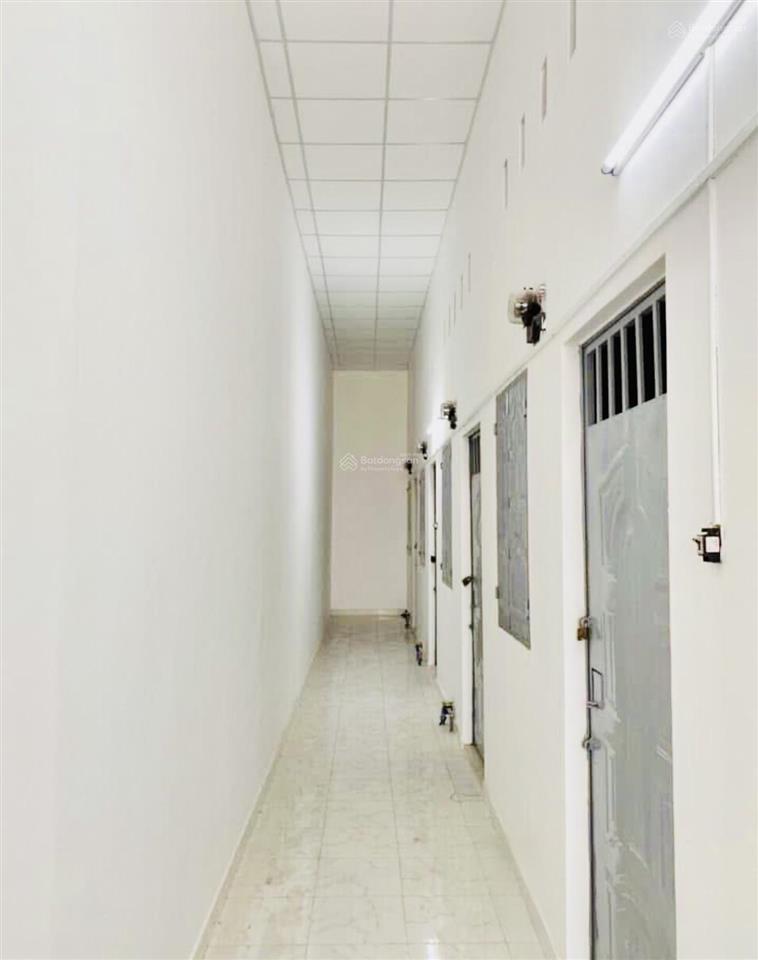 Ngộp bank giảm 1,2 tỷ, p. 15, tân bình, 75m2 (4m2x18m), đường 8m, tiện xây chdv, 6 tỷ 2 tl