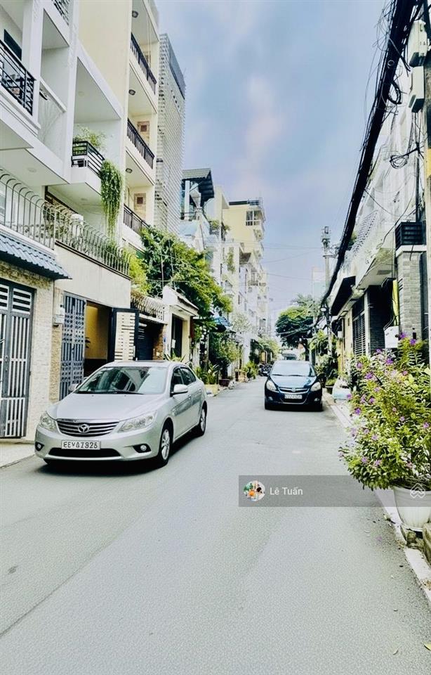 Siêu phẩm hiếm 10.5 tỷ giảm 9.8 tỷ, 5 tầng, đường 6m thông, 4x15m, phan huy ích ngay trường chinh