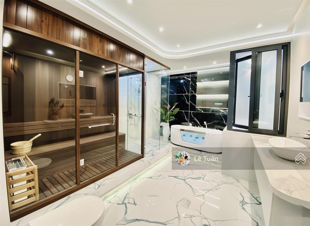 Siêu phẩm hiếm 10.5 tỷ giảm 9.8 tỷ, 5 tầng, đường 6m thông, 4x15m, phan huy ích ngay trường chinh