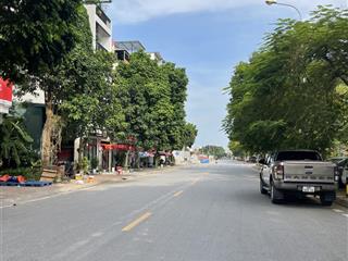 Bán đất tái định cư giang biên, 75m2 đường oto tránh vỉa hè