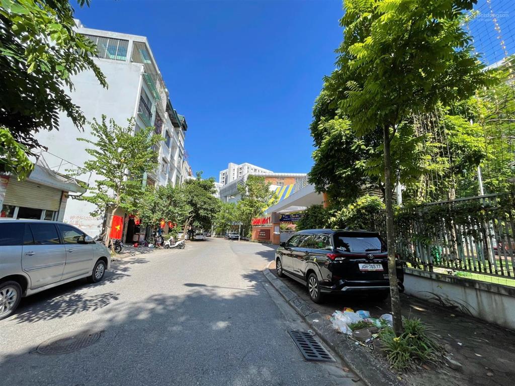 Bán đất tái định cư giang biên 40m2 vị trí đẹp