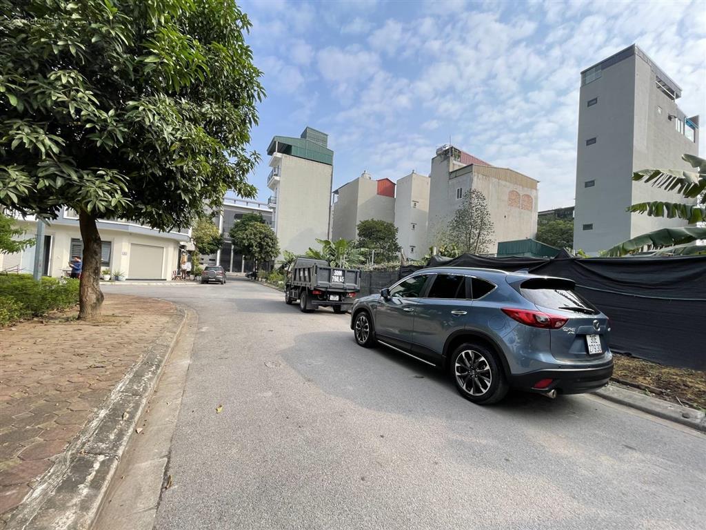 Bán đất tái định cư giang biên, 90m2 giá tốt