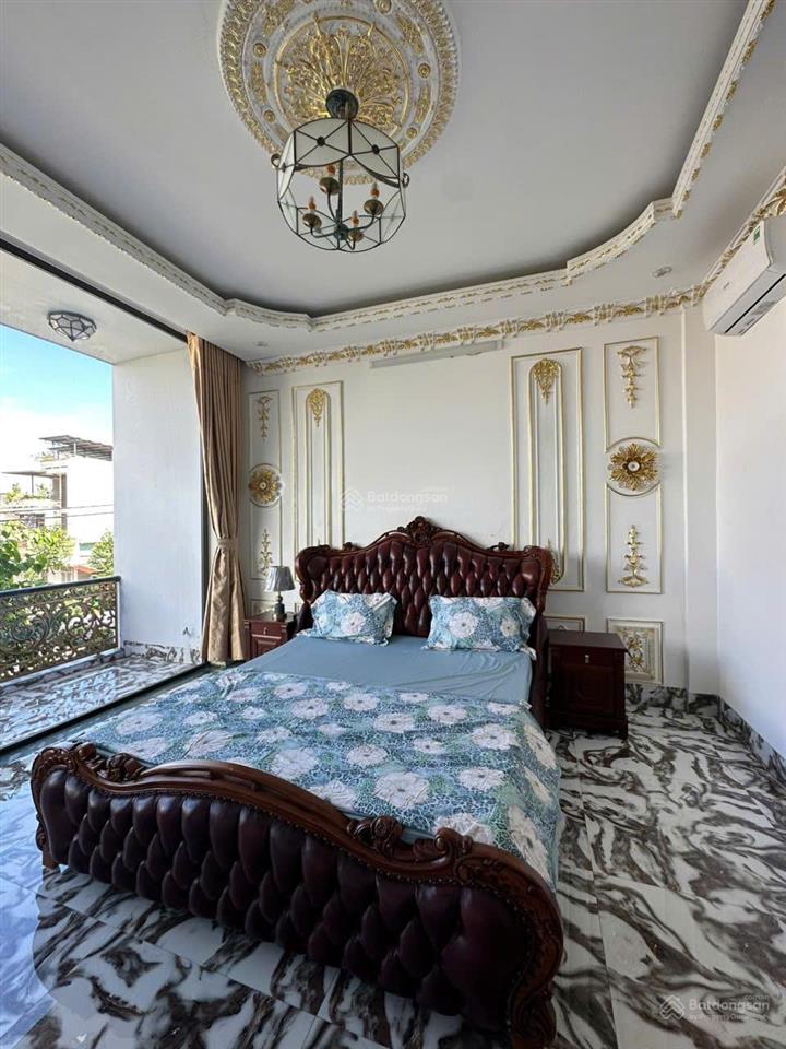 Bán nhà đẹp "tân cổ điển" rộng 150m2 tại liên chiểu, đà nẵng.