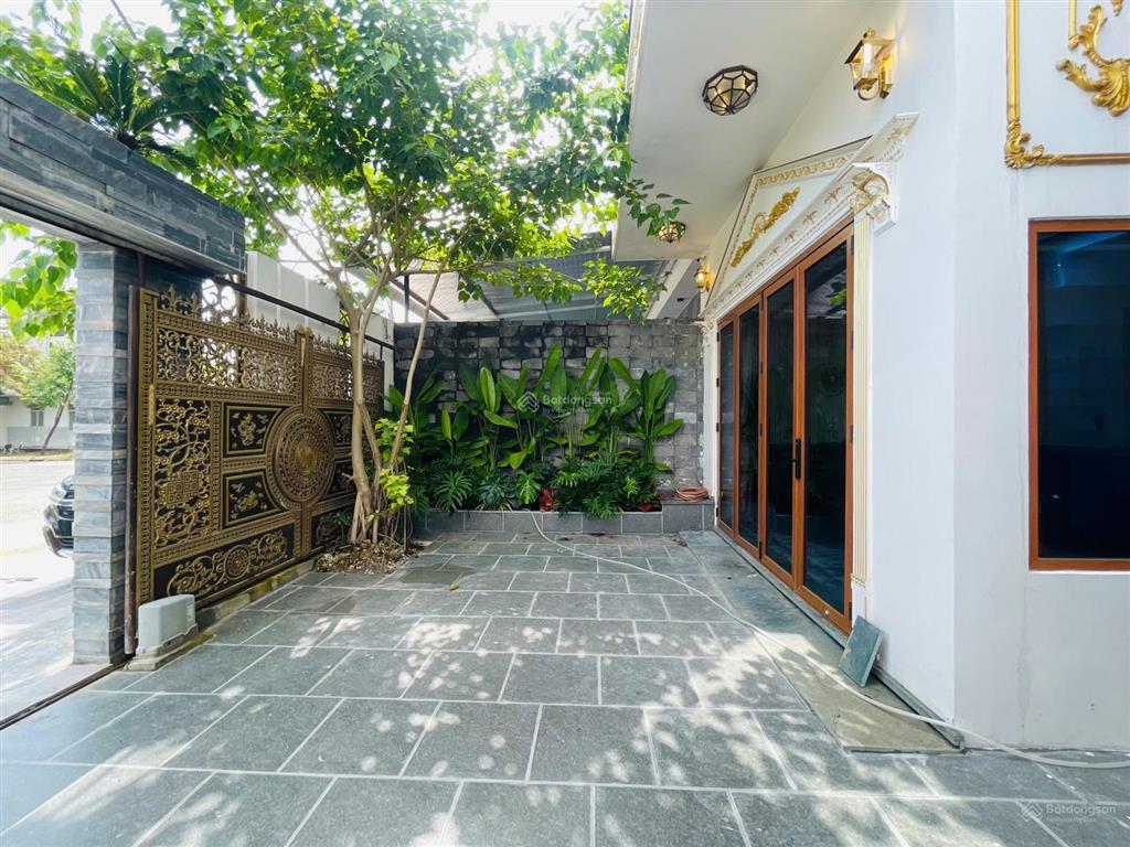 Bán nhà đẹp "tân cổ điển" rộng 150m2 tại liên chiểu, đà nẵng.