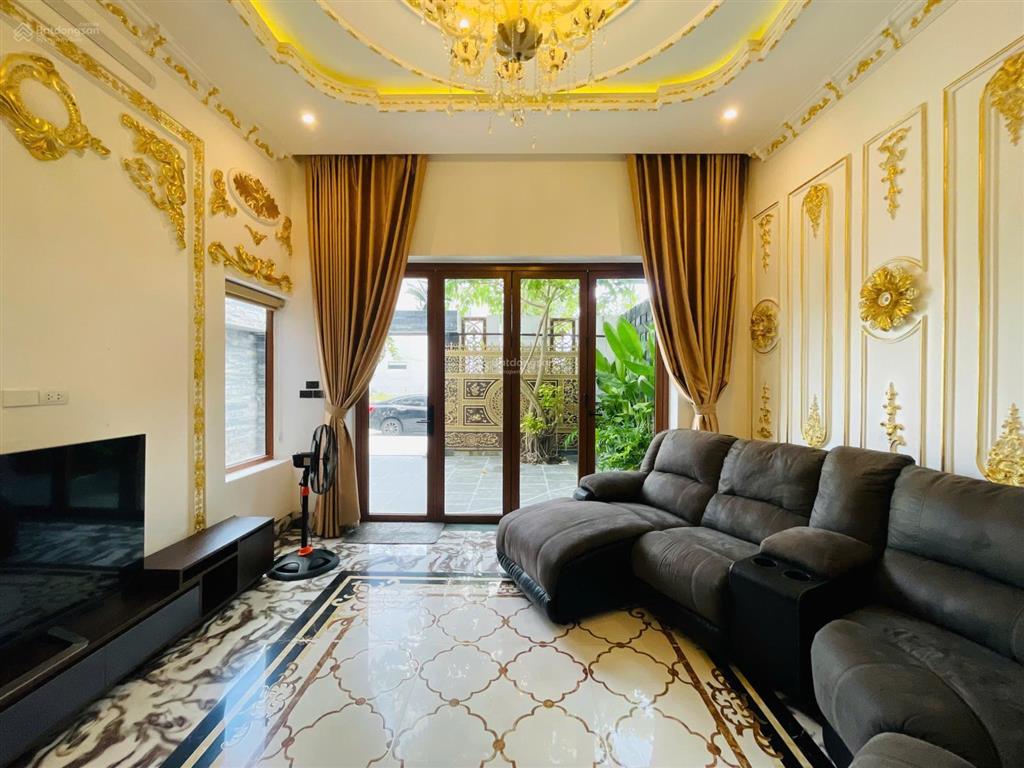 Bán nhà đẹp "tân cổ điển" rộng 150m2 tại liên chiểu, đà nẵng.