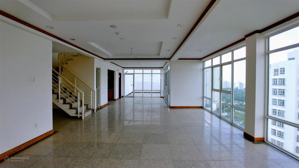 Penthouse hoàng anh gold house (an tiến) 545m (6 pn + 6 wc + 2 pk + 8 sân vườn) 11 tỷ sổ hồng