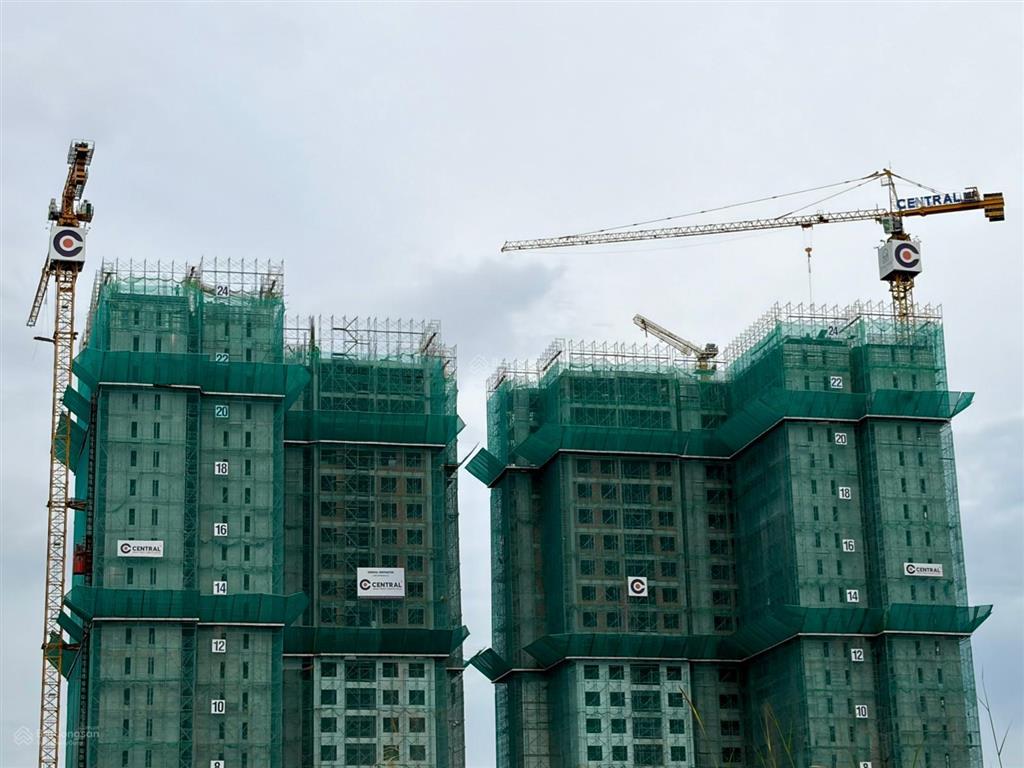 Essensia sky  2026 giao nhà  bank hỗ trợ 80%  miễn ls 24 tháng  thời hạn vay 35 năm