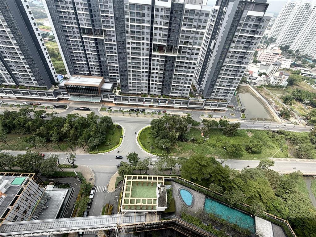 (bán gấp) dragon hill 1  104m2 (2pn  2wc)  sổ hồng. nhà đẹp. đón gió nguyên ngày