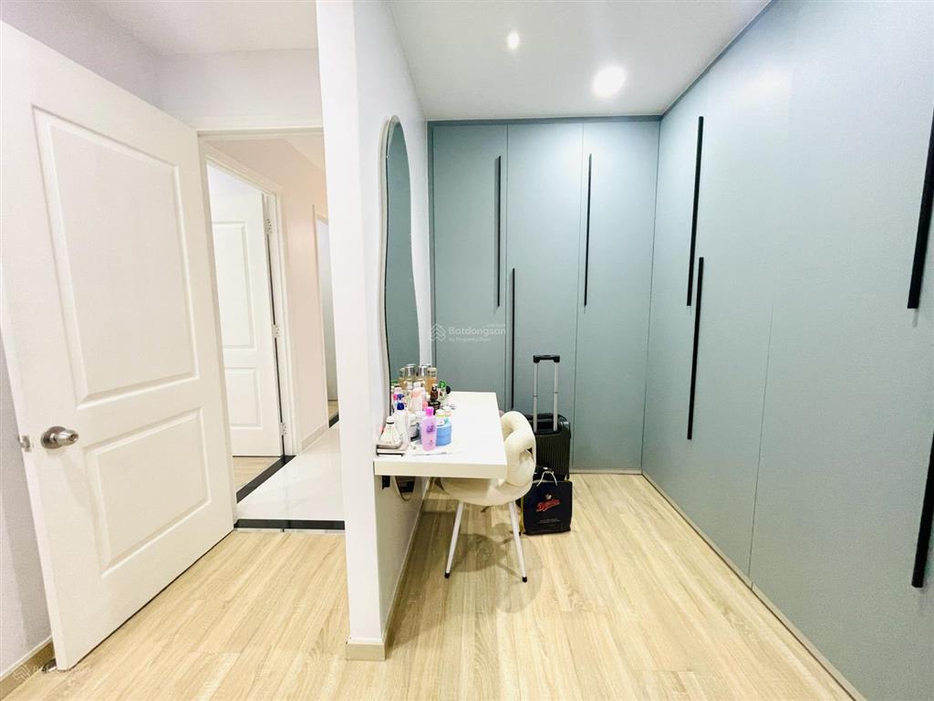 Bán căn hộ dragon hill 1  119,5m2 (3pn  2wc)  5,8 tỷ  sổ hồng, tường riêng, tầng đặc biệt