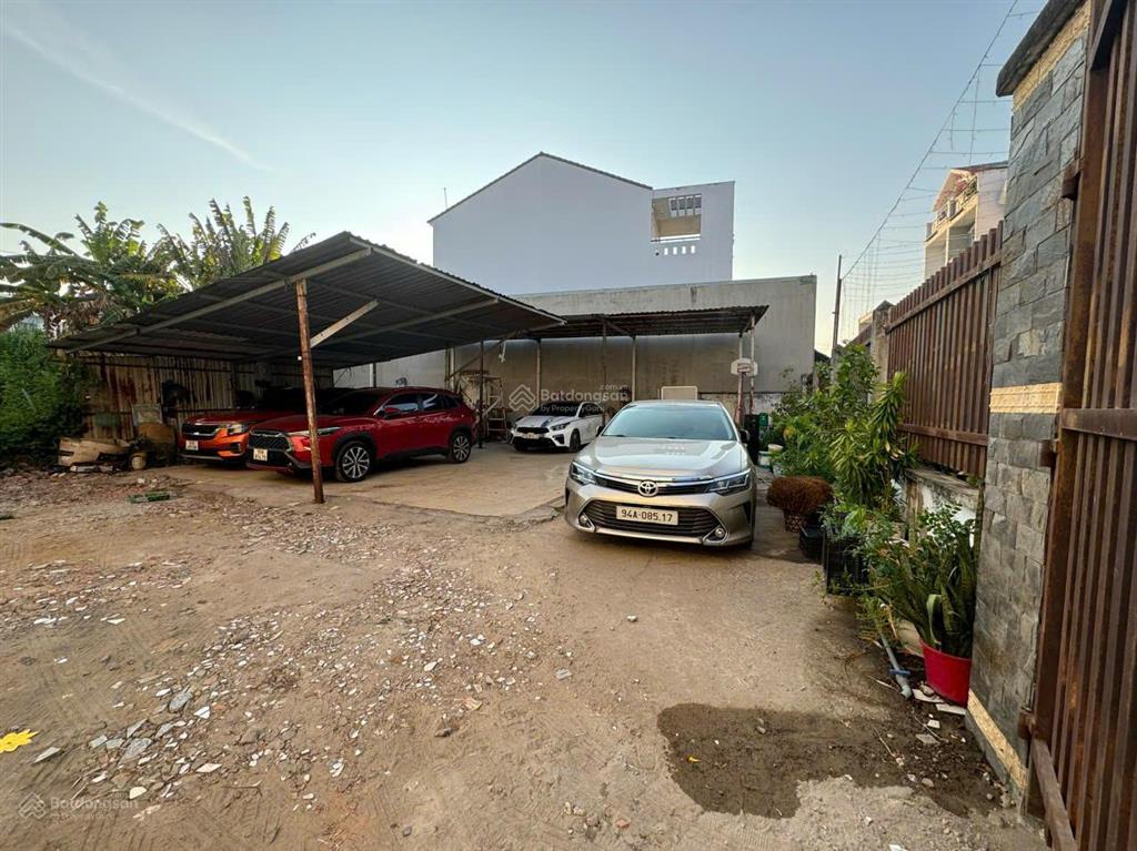 Cho thuê  đất thổ 100%  1.005,5m2 (19,4 x 51,8)  hxh (6m) 28 đào tông nguyên, phú xuân, nhà bè