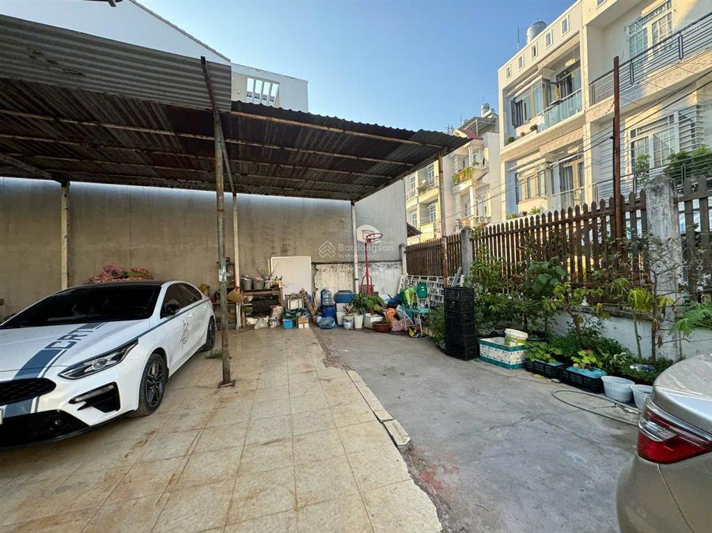 Cho thuê  đất thổ 100%  1.005,5m2 (19,4 x 51,8)  hxh (6m) 28 đào tông nguyên, phú xuân, nhà bè
