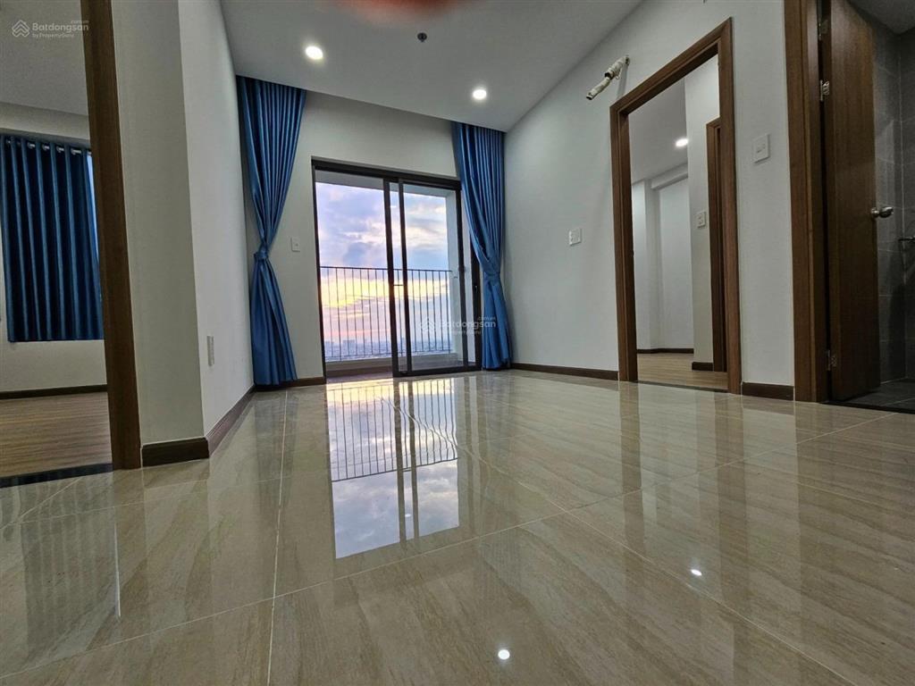 Bán gấp! bcons plaza! căn 2pn/2wc  51m2 chỉ 2 tỷ250tr cho thuê 6tr/th bao sang tên  hỗ trợ vay