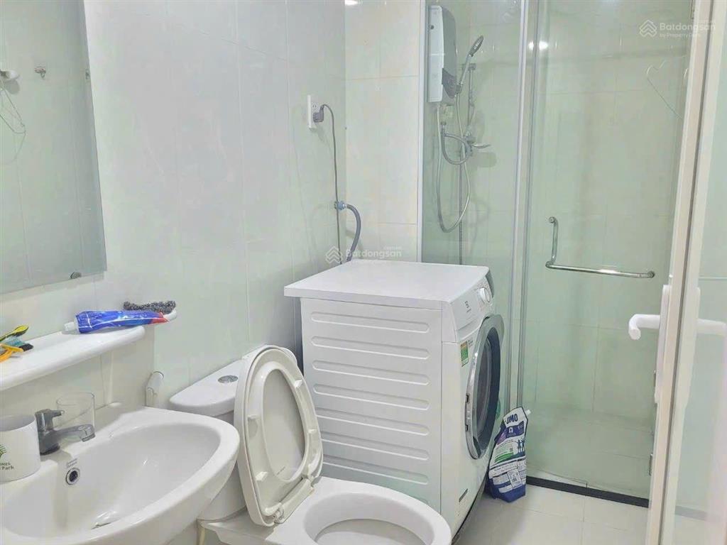 Căn hộ cần cho thuê full nt nhà mới sơn, nội thất thiết kế chuẩn chất lượng cao cấp