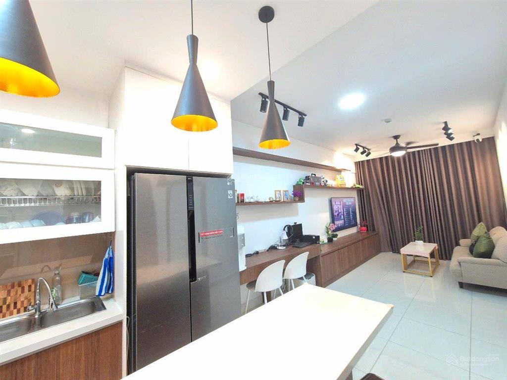 Căn hộ cần cho thuê full nt nhà mới sơn, nội thất thiết kế chuẩn chất lượng cao cấp