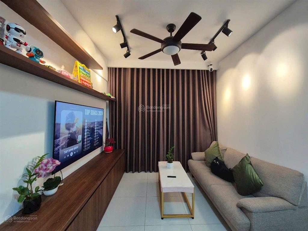 Căn hộ cần cho thuê full nt nhà mới sơn, nội thất thiết kế chuẩn chất lượng cao cấp