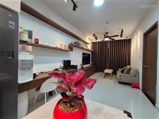 Căn hộ cần cho thuê full nt nhà mới sơn, nội thất thiết kế chuẩn chất lượng cao cấp