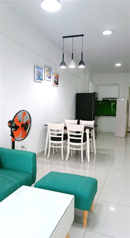 Cần cho thuê căn hộ nhà trống 65m2, 2p.n, 2 toilet, nhận nhà ở ngay.