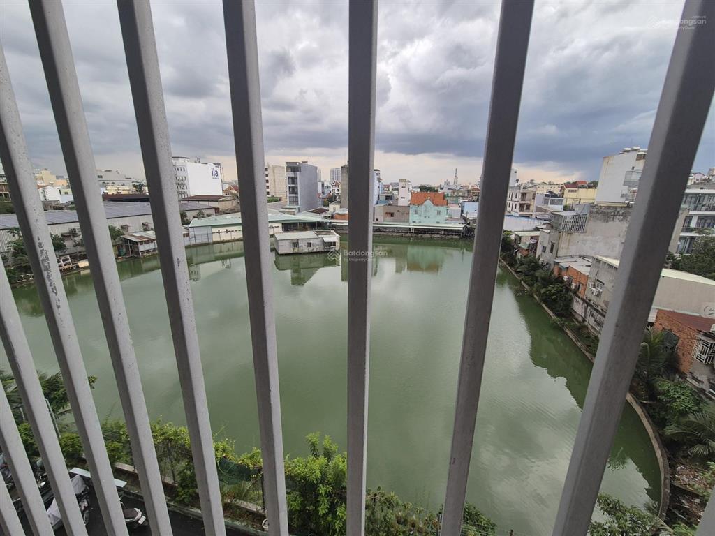 Chính chủ cần bán căn hộ nội thất 2p.n, 65m2, view tây nam hồ sinh thái mát cả ngày prosper plaza.