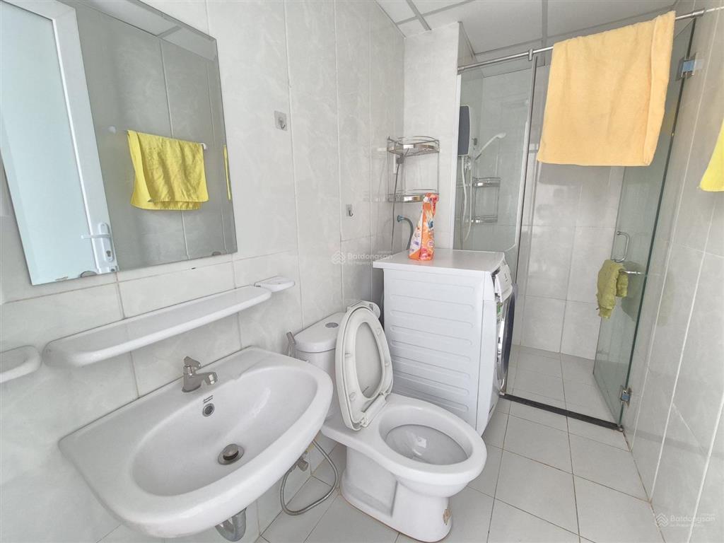 Chính chủ cần bán căn hộ nội thất 2p.n, 65m2, view tây nam hồ sinh thái mát cả ngày prosper plaza.