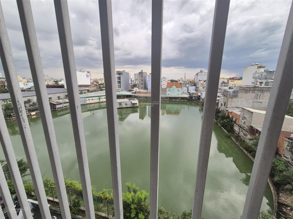 Chính chủ cần bán căn hộ nội thất 2p.n, 65m2, view tây nam hồ sinh thái mát cả ngày prosper plaza.