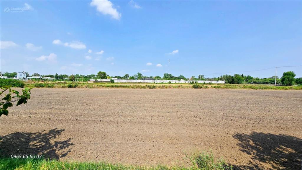 970m2 đất thổ cư giá tốt nở hậu, đường rộng, gần trung tâm nhưng vẫn yên tĩnh