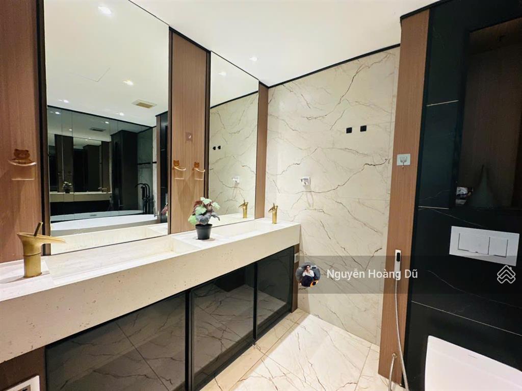 Nhà có gu  cho thuê 3pn 99m2 nội thất đẹp giá 55tr/ th