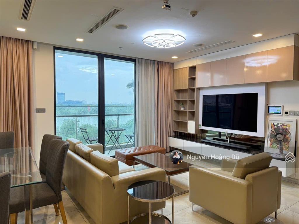 Vinhomes golden river cho thuê 3pn 121m2 view sông bitexco giá 45tr/th