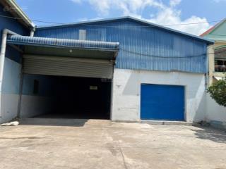 Cho thuê xưởng. tổng diện tích 1500m2 diện tích xưởng 1000m2 giá 50 triệu. phú mỹ. thủ dầu một bd