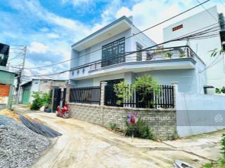 Bán nhà chính chủ hxh góc 2 mặt tiền thông thoáng gần lã xuân oai p.tnp a q9  0938 369 *** thắm
