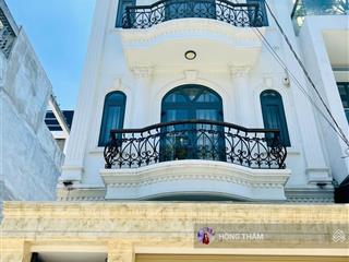 Bán nhà đẹp gần lê đình quản quận 2 nhà đẹp full nội thất 80.2m2  0938 369 *** thắm