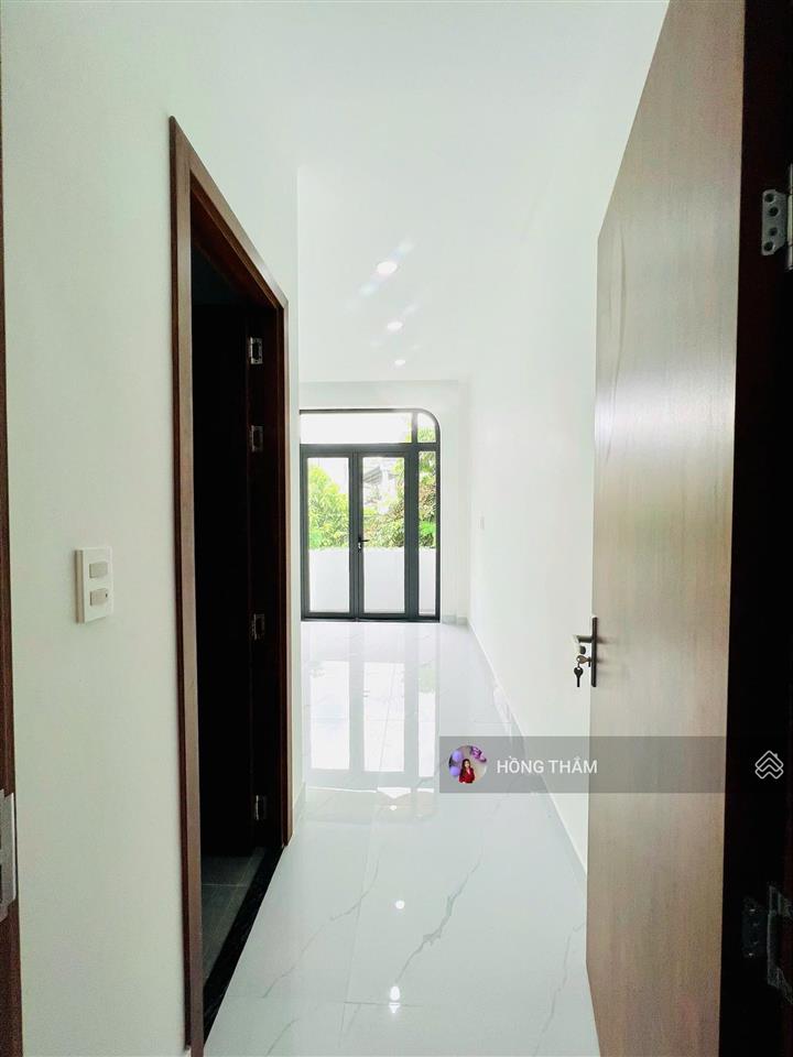 Bán nhà đẹp chính chủ gần vinhomes grand park giá chỉ 5.6 tỷ dt 61.6m2  0938 369 ***
