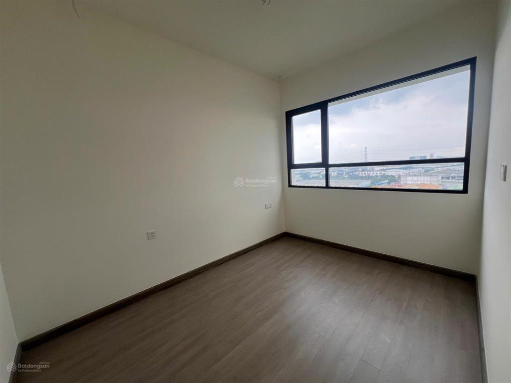 Gấp bán căn 3pn  view vườn  full nội thất  4,3 tỷ  nhà mới 100%